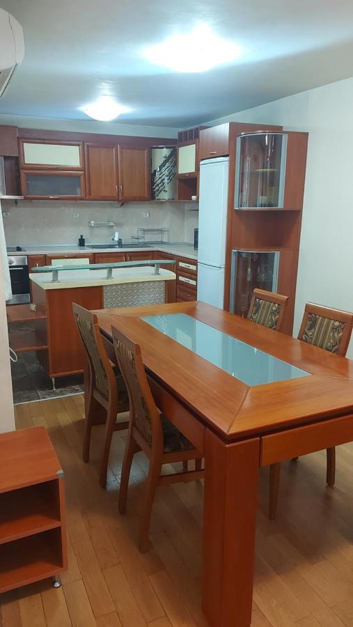 Hostex Vintage Apartment Eski Zağra Dış mekan fotoğraf
